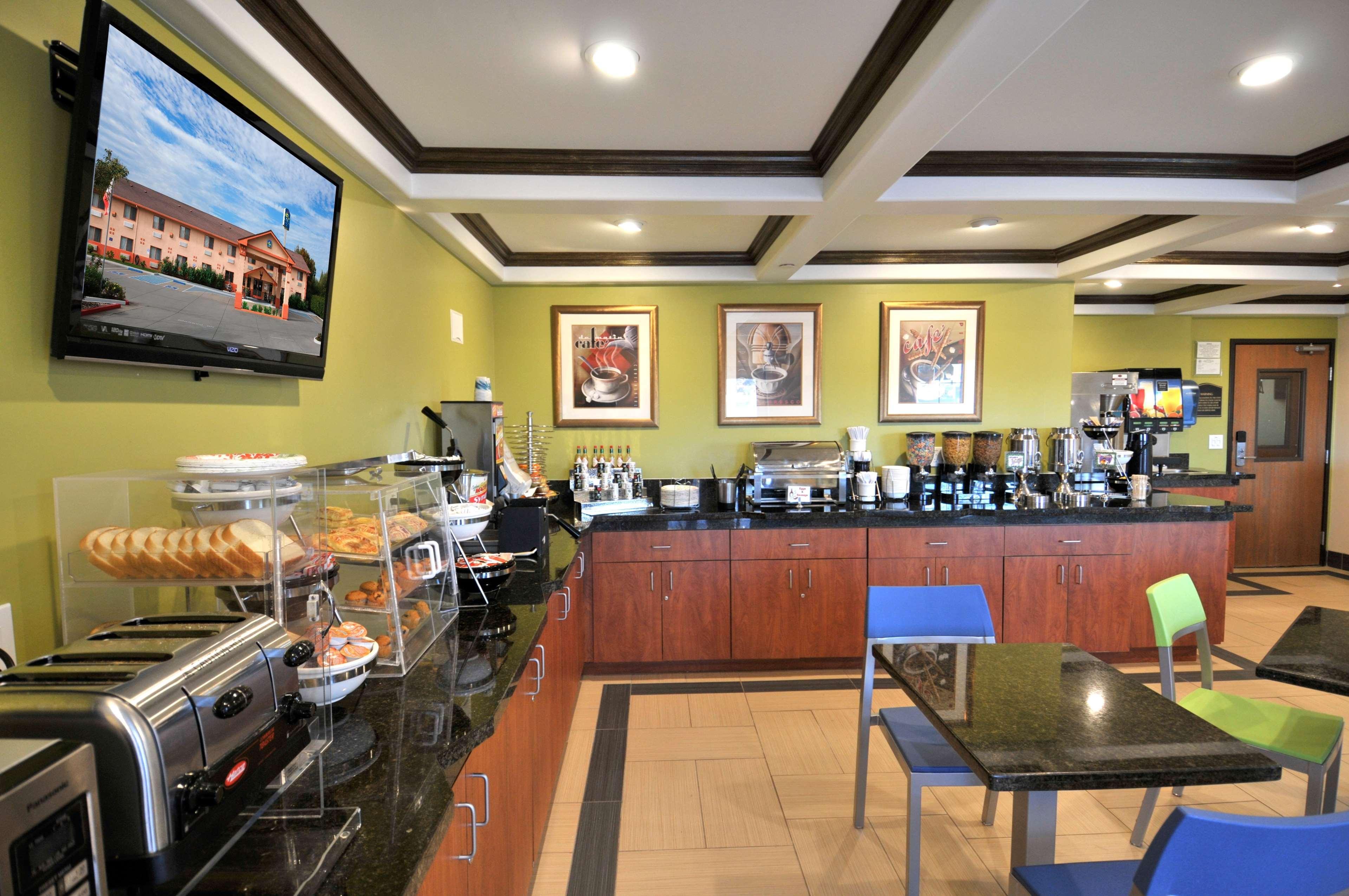 Best Western Antelope Inn & Suites Red Bluff Eksteriør bilde