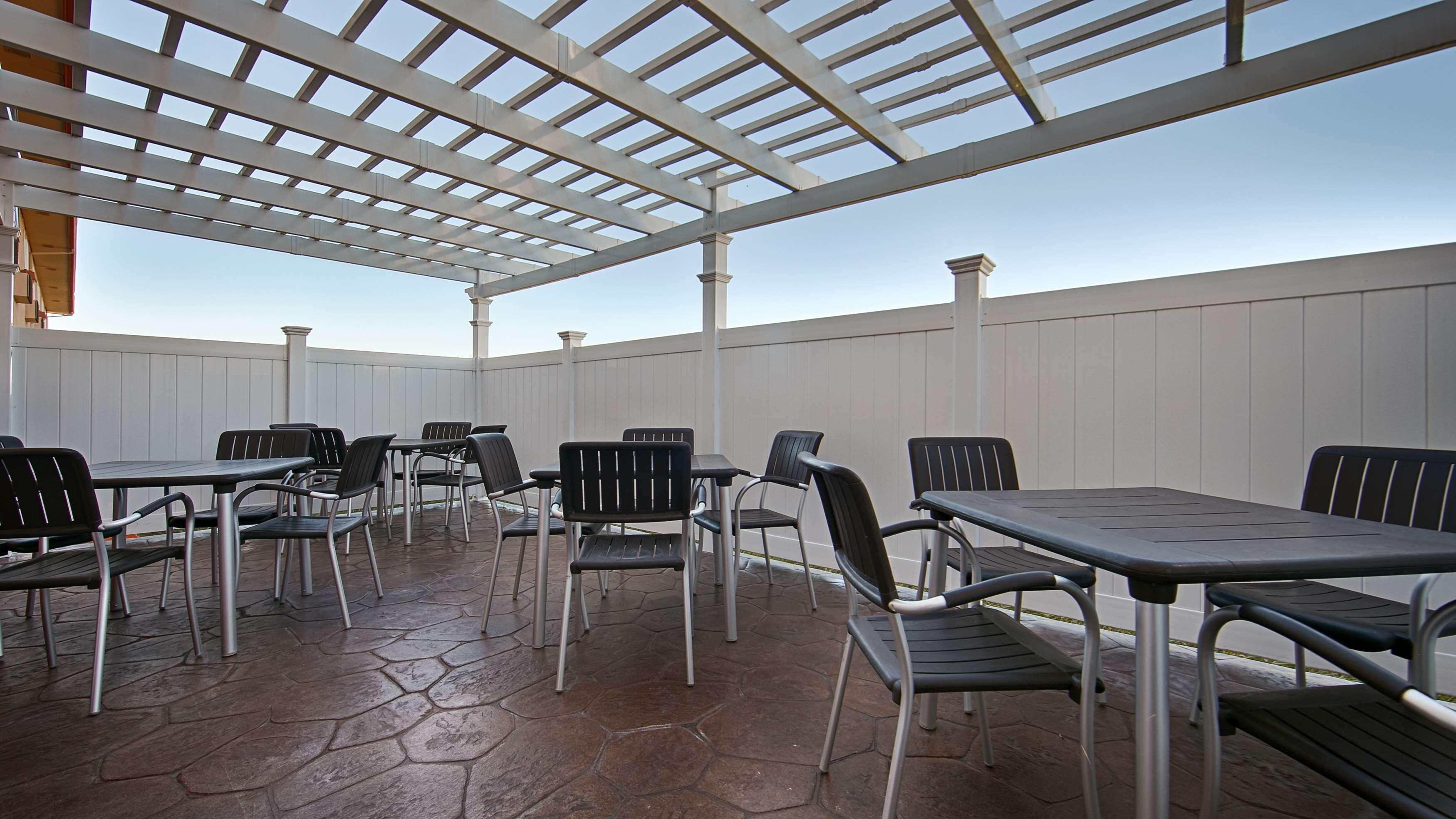 Best Western Antelope Inn & Suites Red Bluff Eksteriør bilde