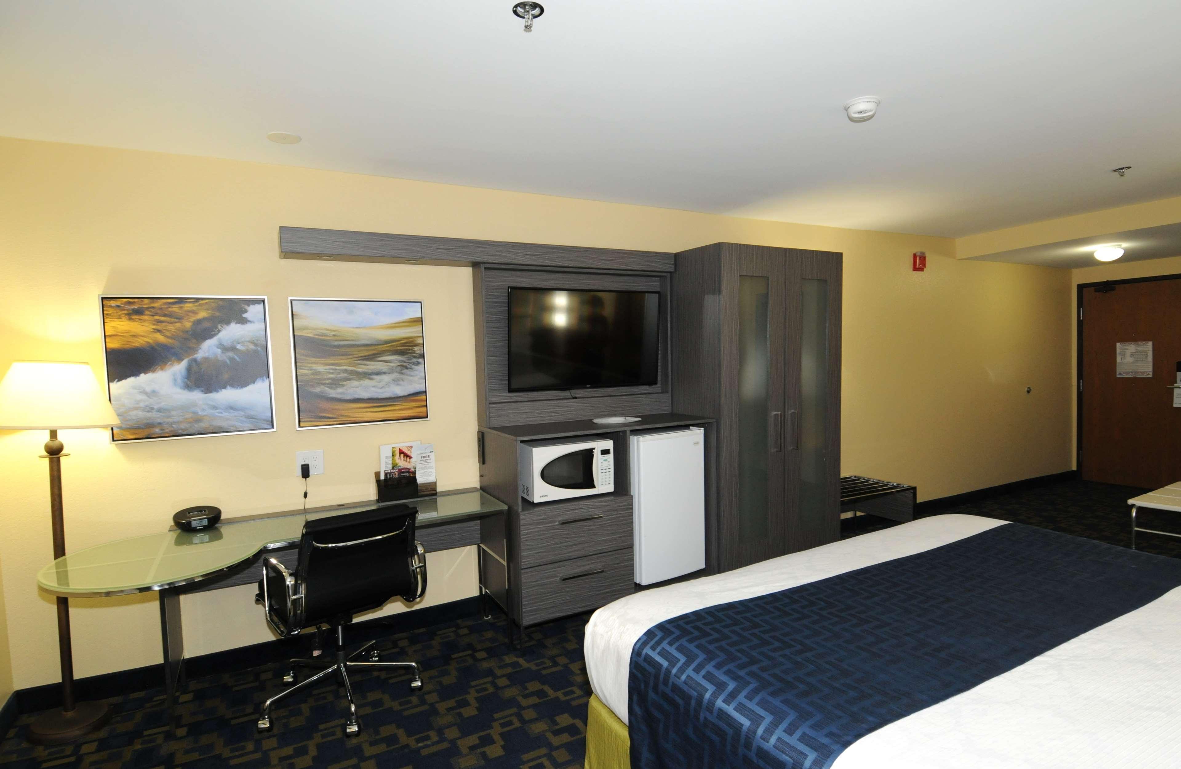 Best Western Antelope Inn & Suites Red Bluff Eksteriør bilde