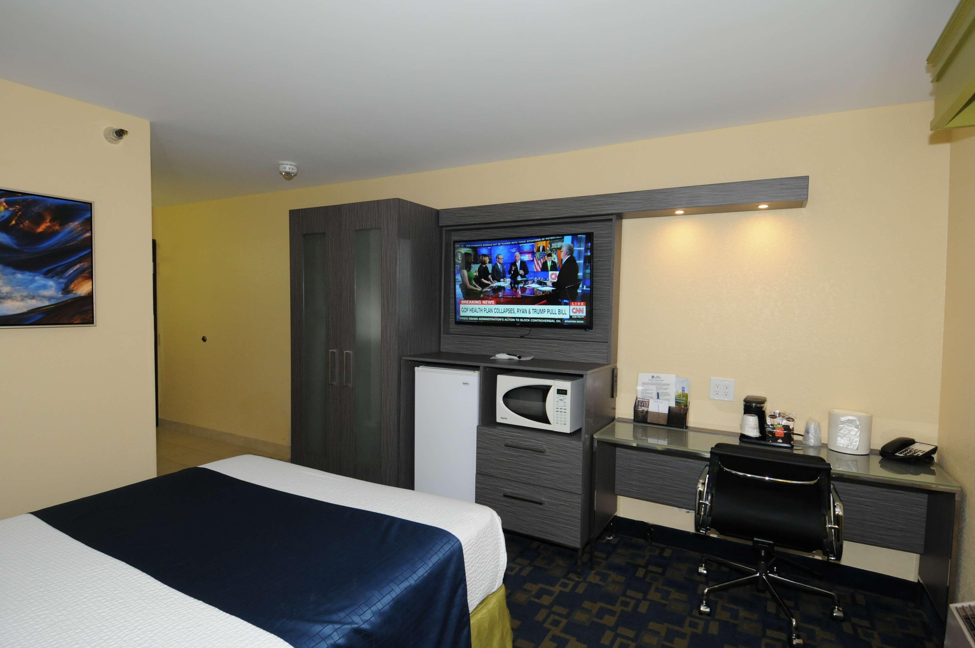 Best Western Antelope Inn & Suites Red Bluff Eksteriør bilde