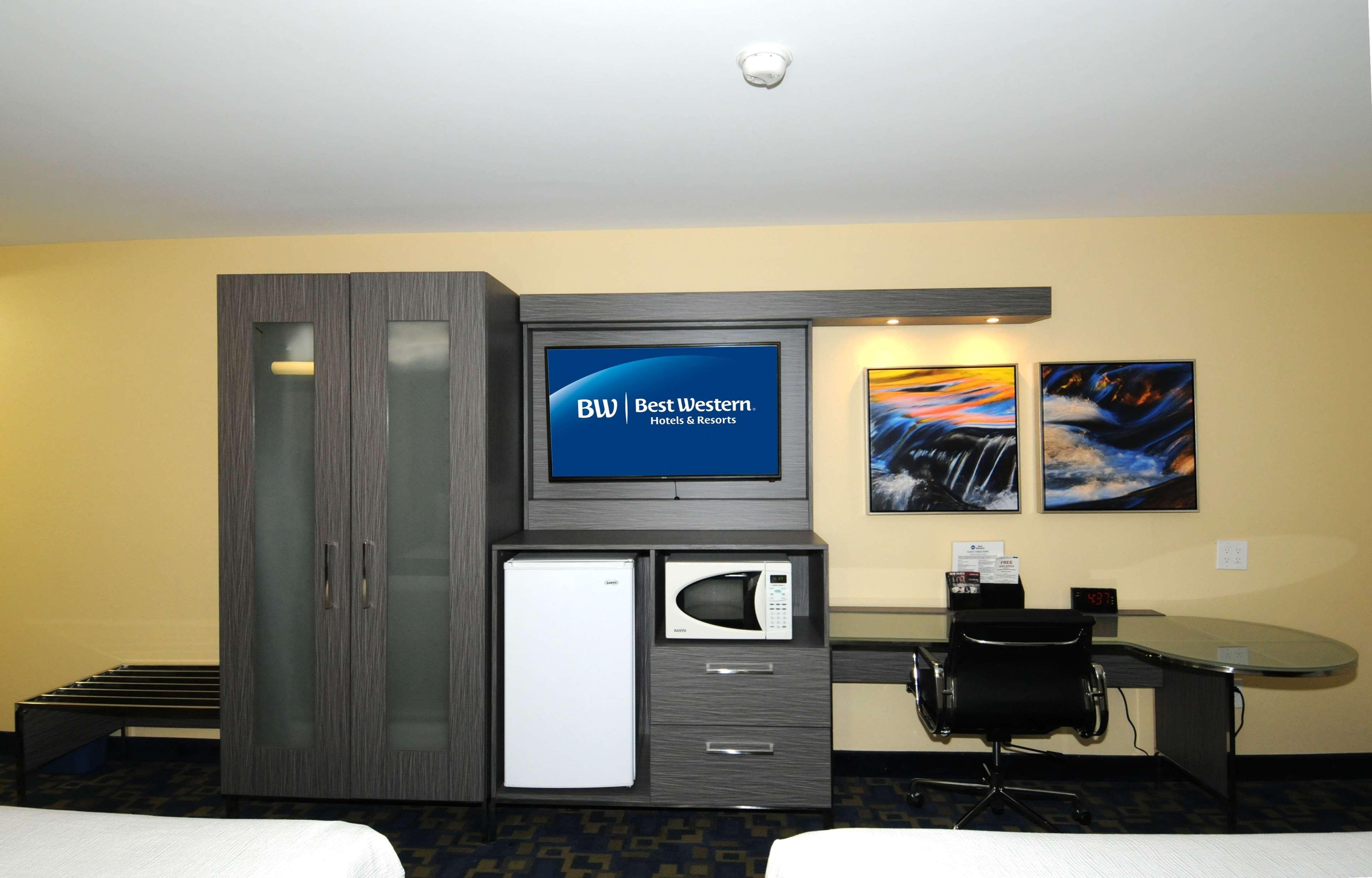 Best Western Antelope Inn & Suites Red Bluff Eksteriør bilde